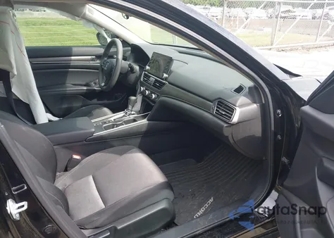 2022 Honda Accord Lx из США, поврежденный, VIN 1HGCV1F11NA069237